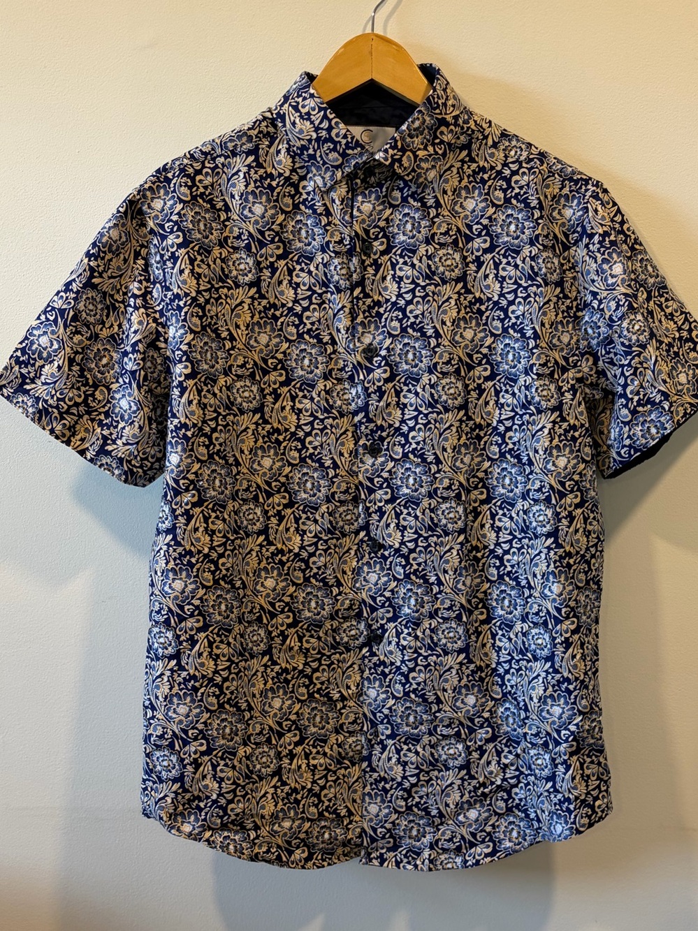 Suslo Couture Slim Fit Blue Floral Short Sleeve Button Up Shirt Men’s Large